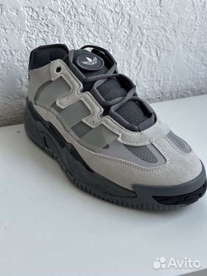 Кроссовки Adidas Niteball