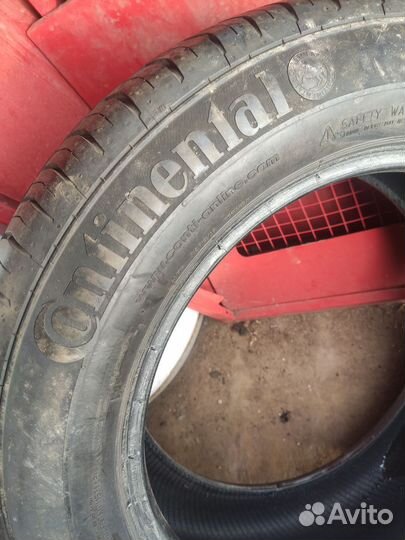 Continental ContiPremiumContact 2 215/60 R16