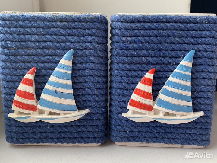 Рамки для фото, карандашница и маяк