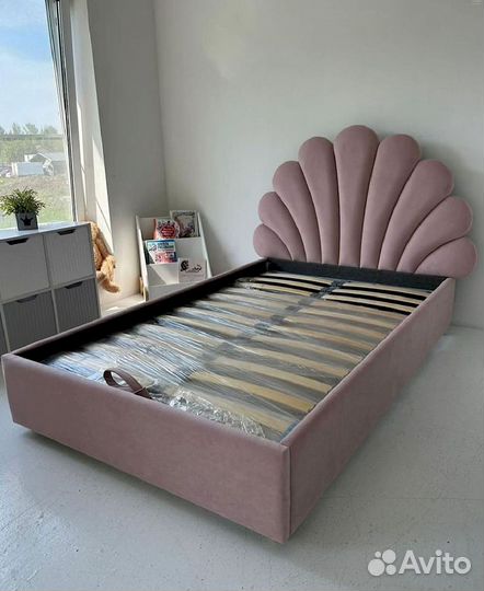 Кровати. Мягкая мебель с доставкой