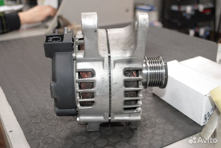 Генератор Jeep Compass 2.2 CRDi б/у