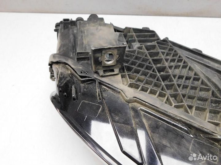 Фара левая Audi Q7/SQ7