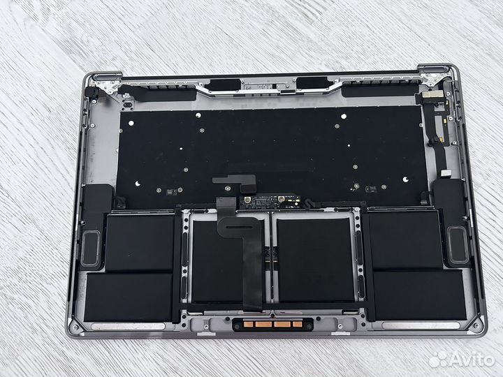 Топкейс Macbook Pro 15 A1708 1200+ циклов