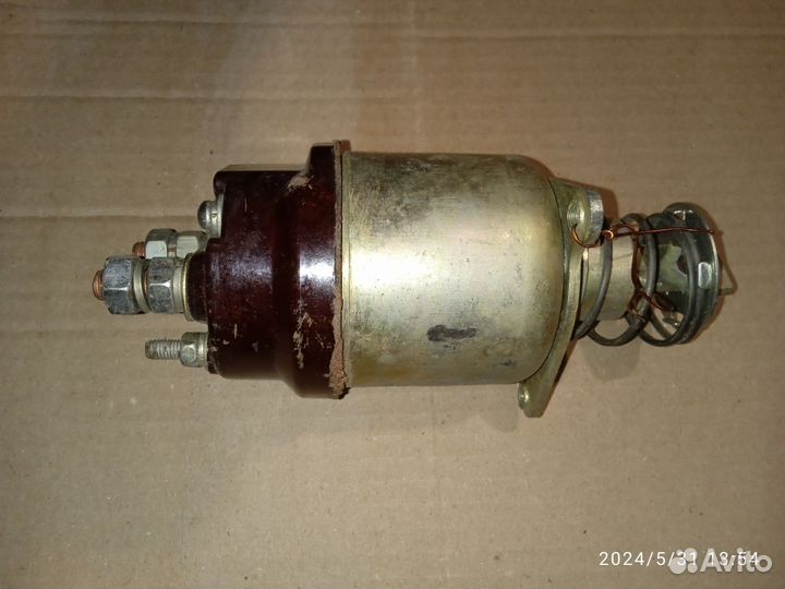 Реле стартера втягивающее СССР