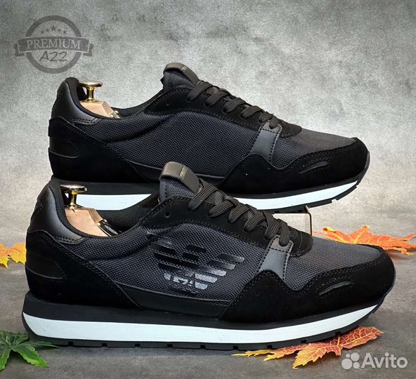 Кроссовки мужские 42 размер новые Armani