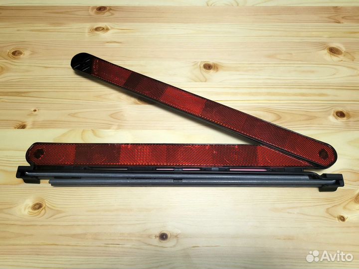 Знак аварийной остановки BMW