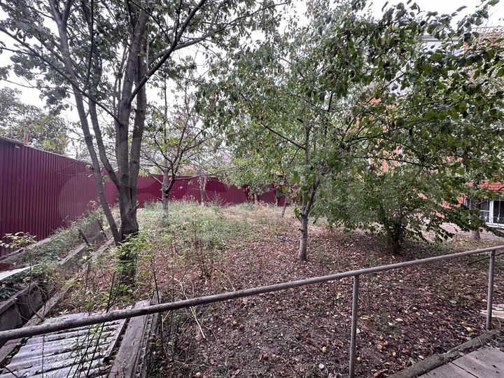 Дом 327,2 м² на участке 8,4 сот.