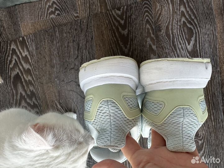 Кроссовки женские adidas 39-40 р