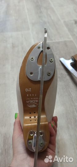 Продам фигурные коньки Edea Chorus