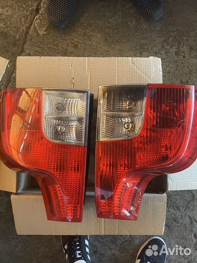 Фары задние на volvo хс90