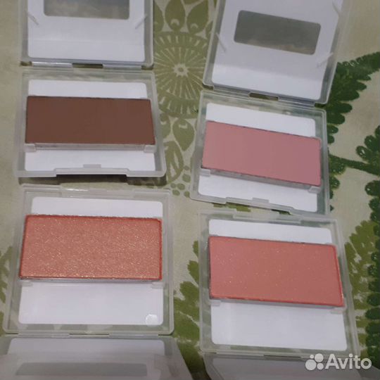 Тени для век румяна Мэри Кей Mary Kay