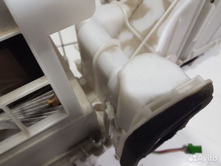 Корпус отопителя (Suzuki Grand Vitara)