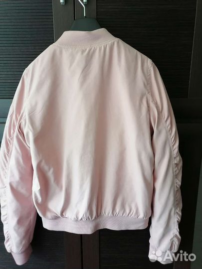 Ветровка для девочки