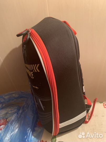 Портфель школьный для мальчика