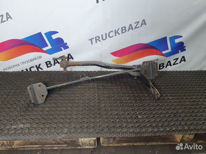 1381213 Траверса рамы поперечная