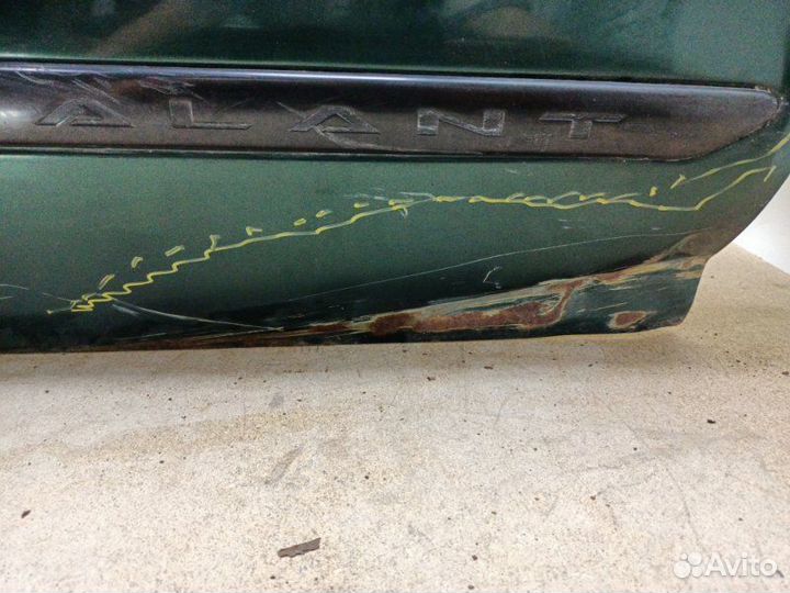 Дверь боковая передняя правая Mitsubishi Galant De