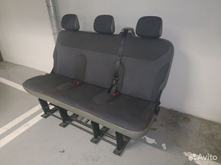 Сиденья Opel Vivaro