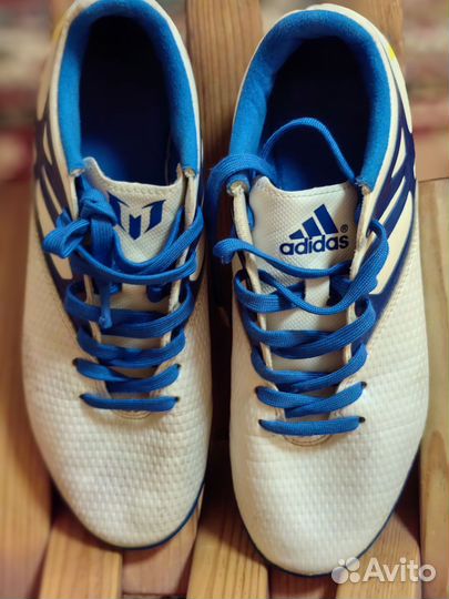 Футзалки Adidas Messi 41р