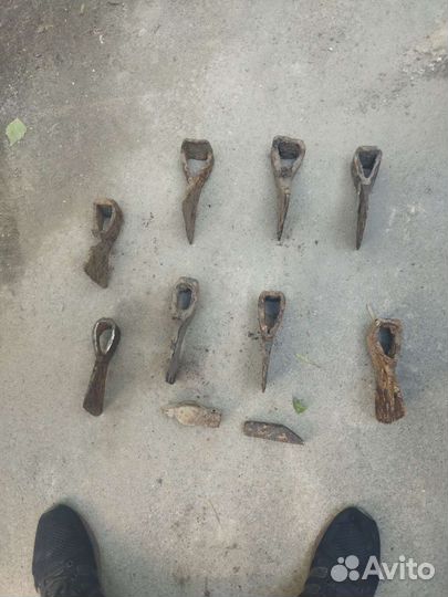 Топоры и колун старинные