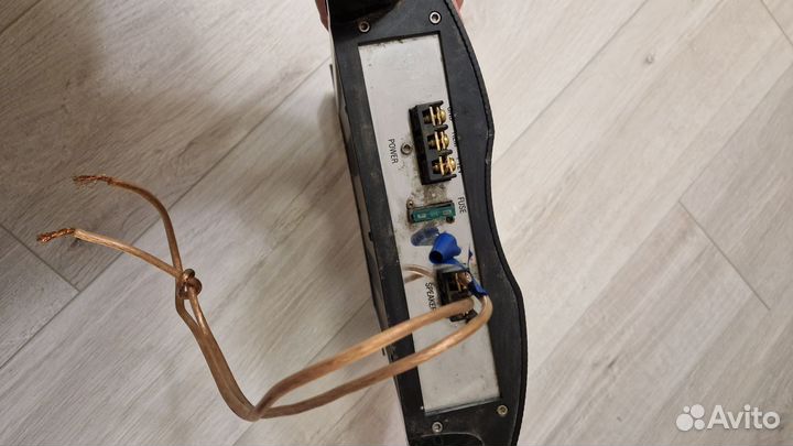 Двух канальный усилитель