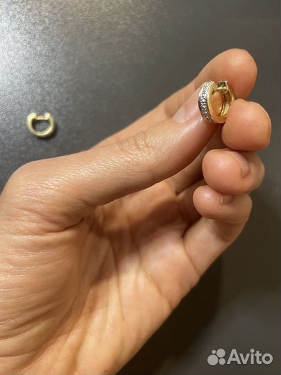 Золотоые серьги с бриллиантами