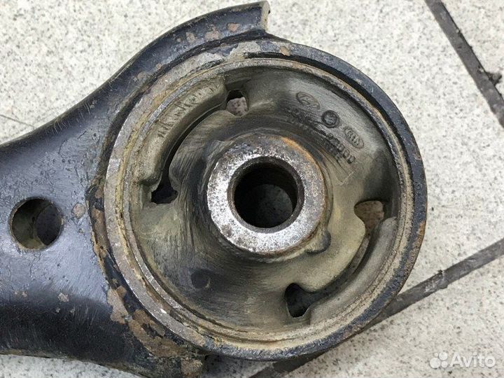 Рычаг передний левый Kia Sorento XM 2.4 G4KE 2010