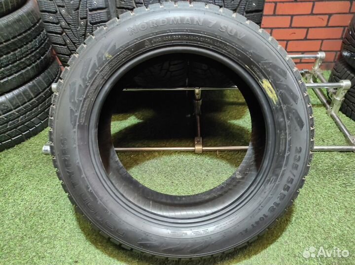 Nokian Tyres Nordman 7 SUV 235/55 R18 104T