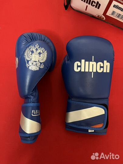 Боксерские перчатки clinch