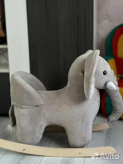 Детская качалка слоник