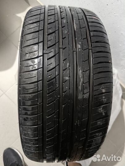 RoadX RXMotion U11 235/65 R20 Y