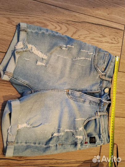 Женские джинсовые шорты Elias Rumelis