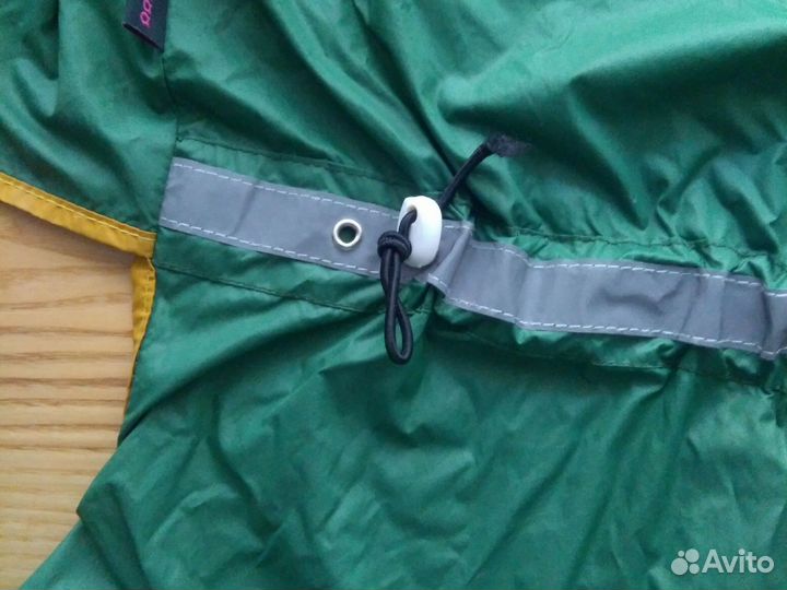 Дождевик для маленькой собаки