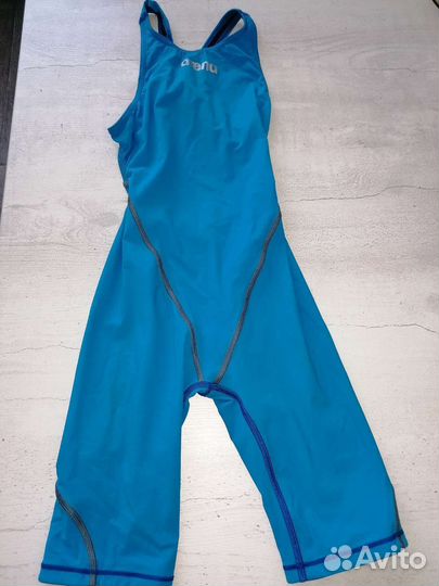 Гидрокостюм