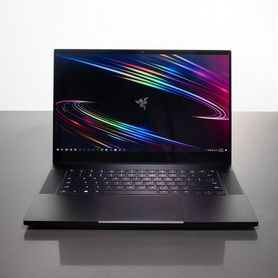 Razer Blade 15 2023 i7-13800H QHD 240Hz RTX 4070