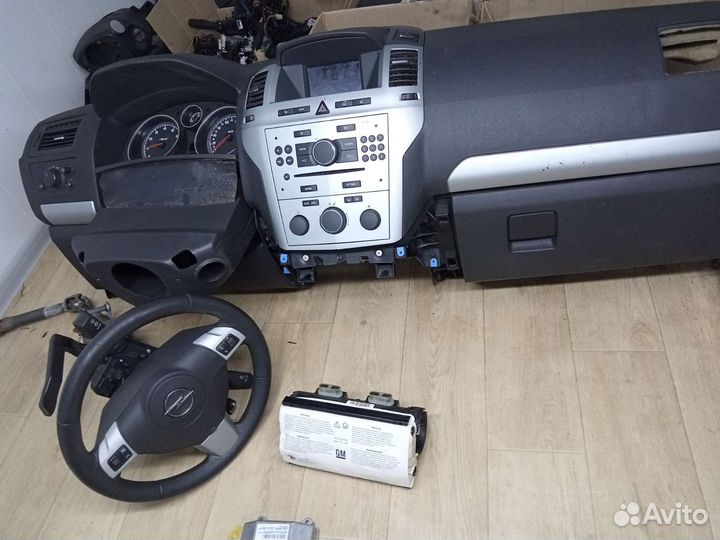 Парприз безопасность комплект opel zafira 2010