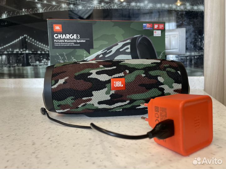 Колонка jbl charge 3