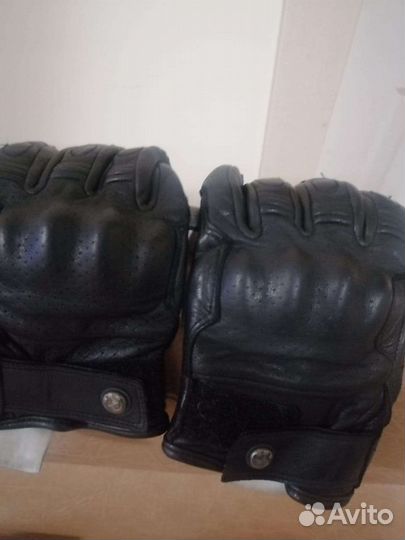 Перчатки кожаные bmw