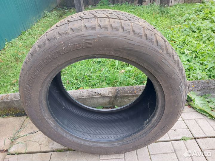 Bridgestone Blizzak DM-V1 285/50 R20