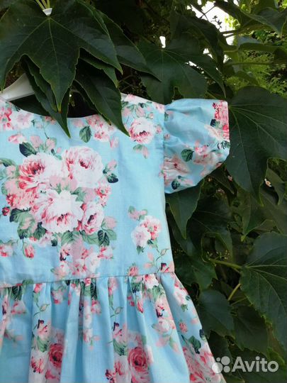 Платье для девочки новое