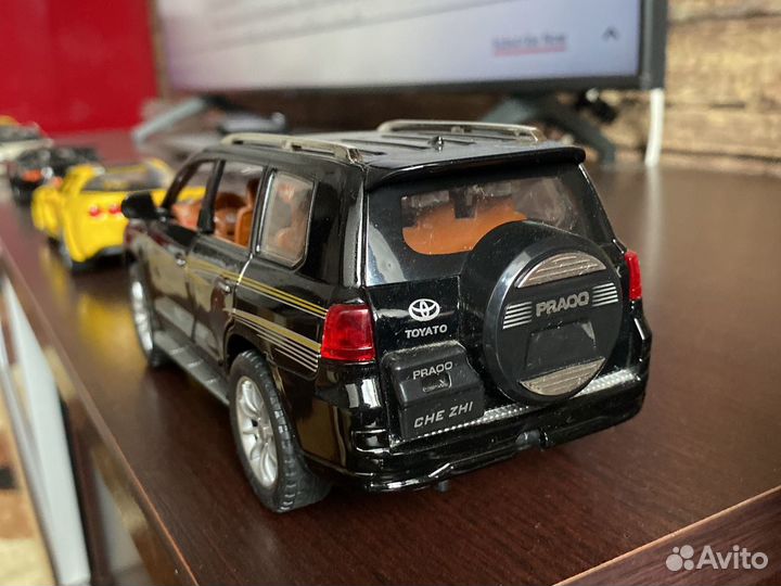 Модель Toyota Land Cruiser Prado