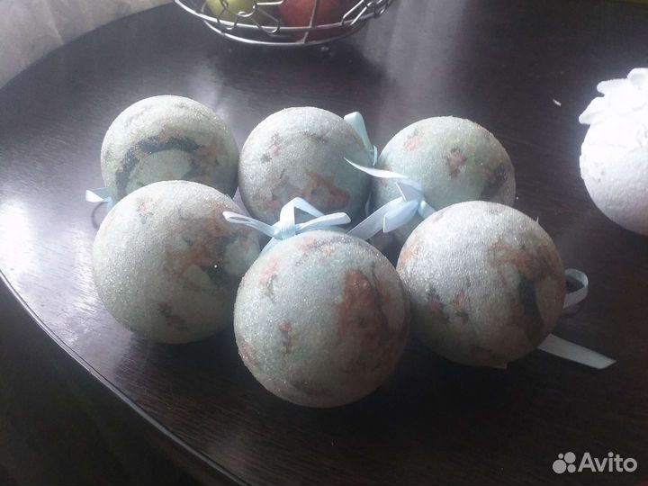 Новогодние игрушки