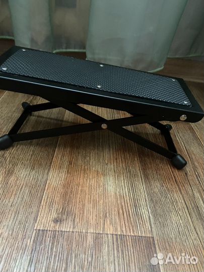 Гитара yamaha c40 с чехлом и подставкой