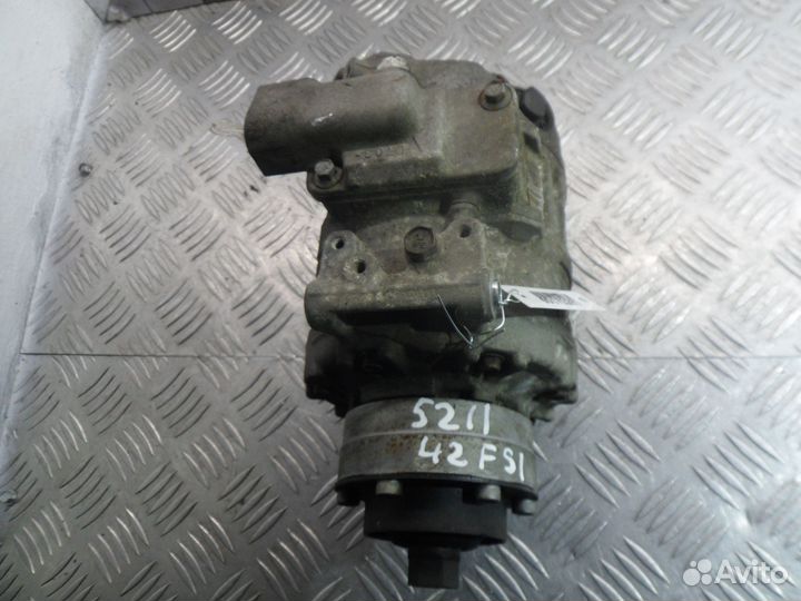 Компрессор кондиционера для Audi Q7 4L 7L6820803T