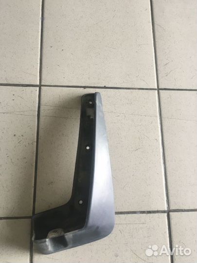 Брызговик задний правый Киа Спортрейдж