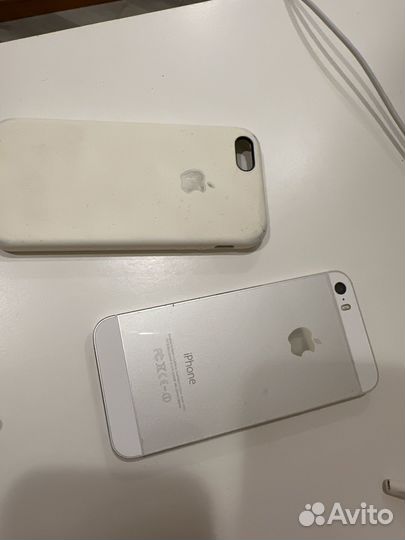 Телефон iPhone 5s