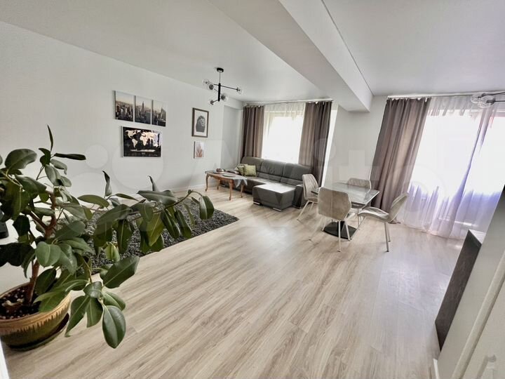 2-к. квартира, 100 м², 2/13 эт.