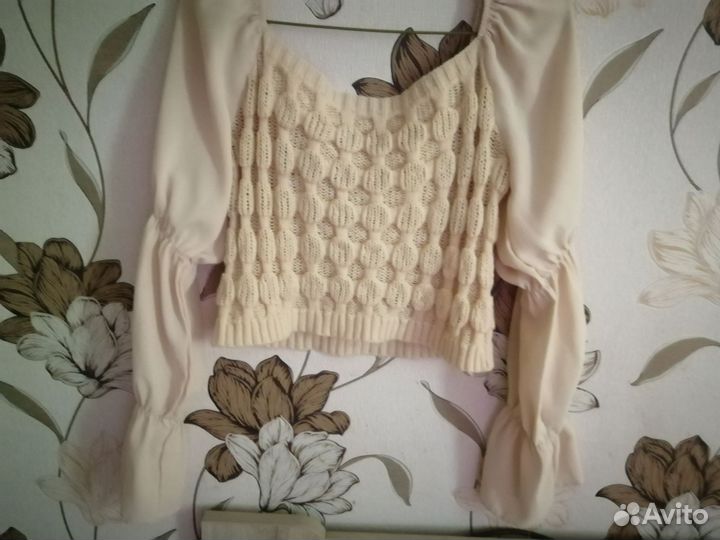 Топ вязаный