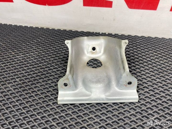 Экран тепловой катализатора Honda Accord 8 CU2