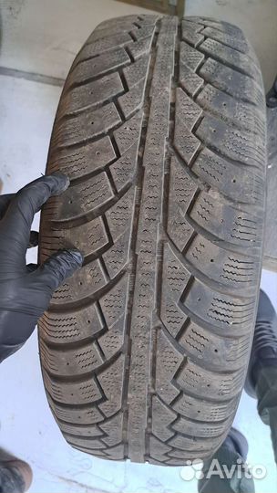 Accelera Iota 225/60 R17