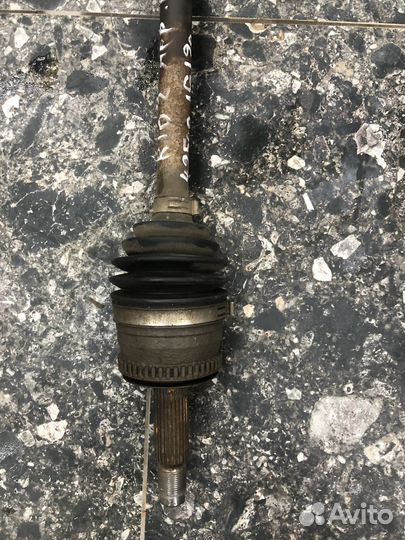 Привод передний правый Kia Rio 2 / АКПП